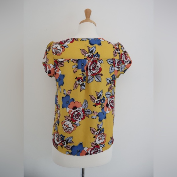 URBAN Romantics Yellow Front Tie Short Sleeve Blouse Small - Picture 4 of 6
